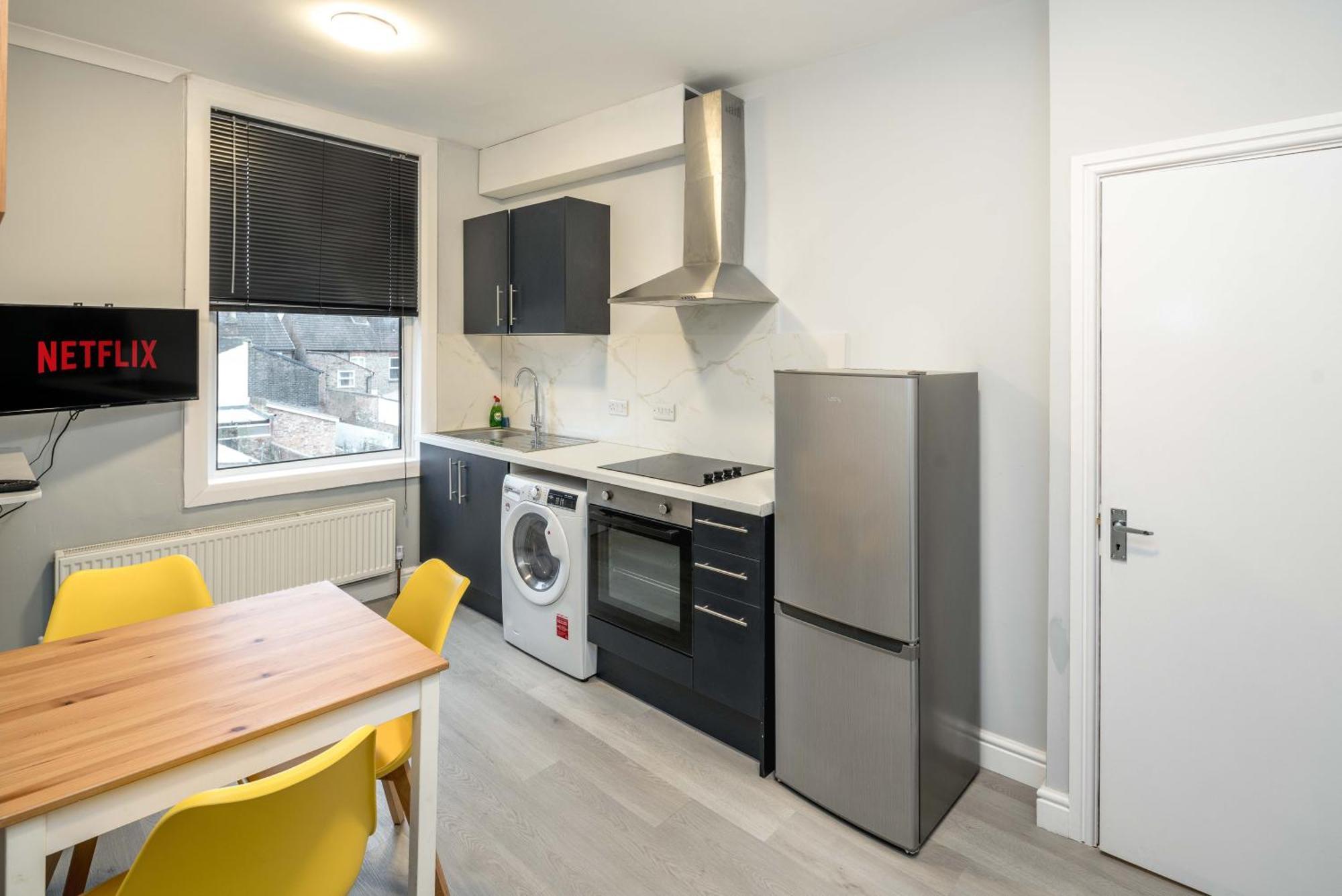 Free Parking, 2 Beds,Close To Train Station Μπέντφορντ Εξωτερικό φωτογραφία